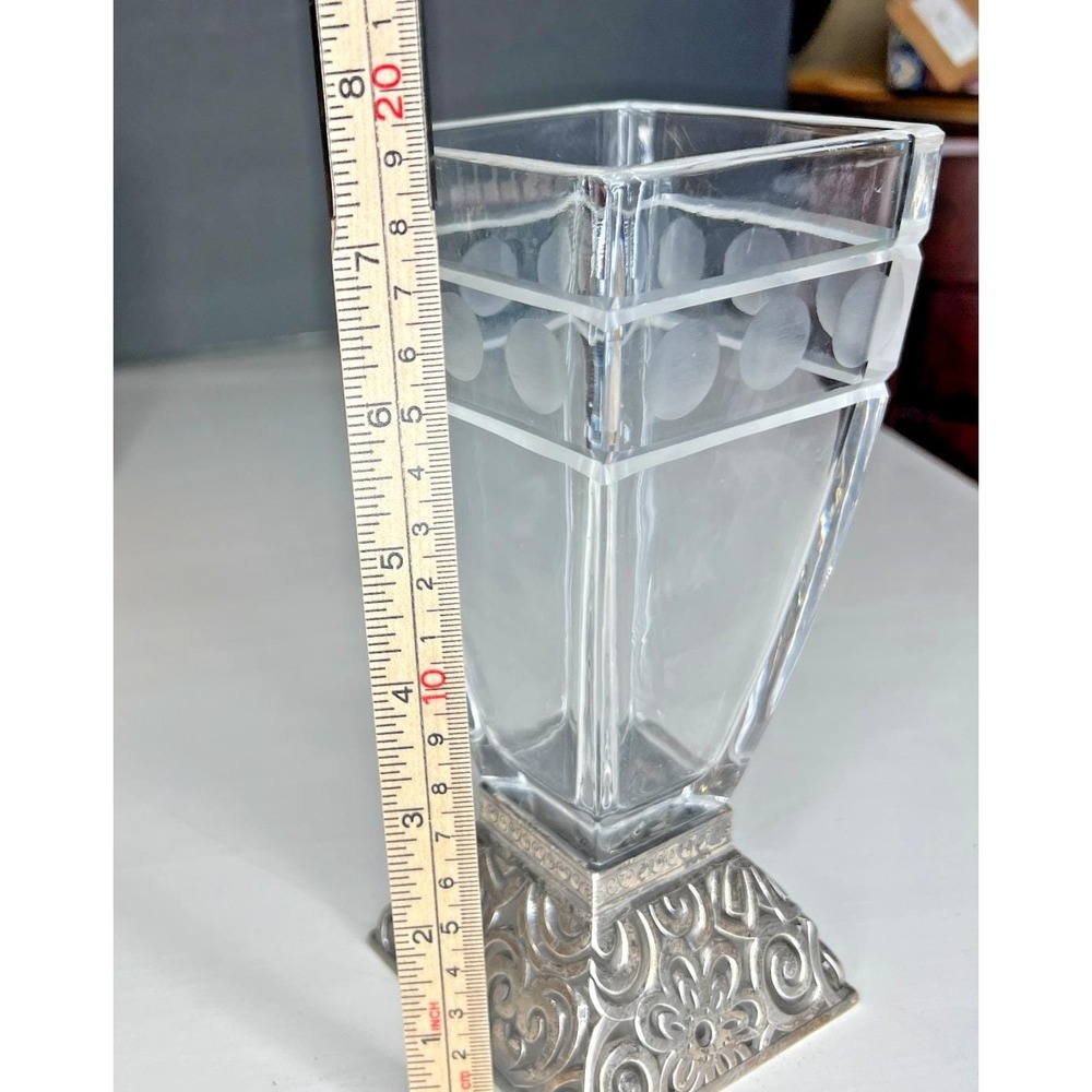 VTG Brighton Lacie Daisy Clear Etched Glass Vase Art Deco Style 7.5" - Picture 6 of 10